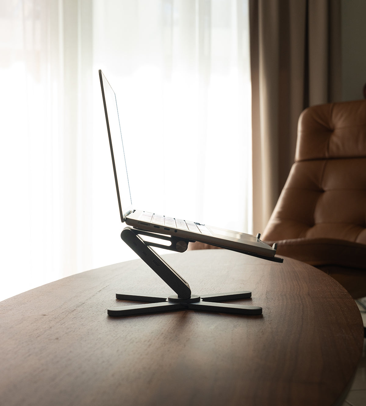 KUXIU X53 Mini soporte ergonómico para portátil con hub 8 en 1 integrado