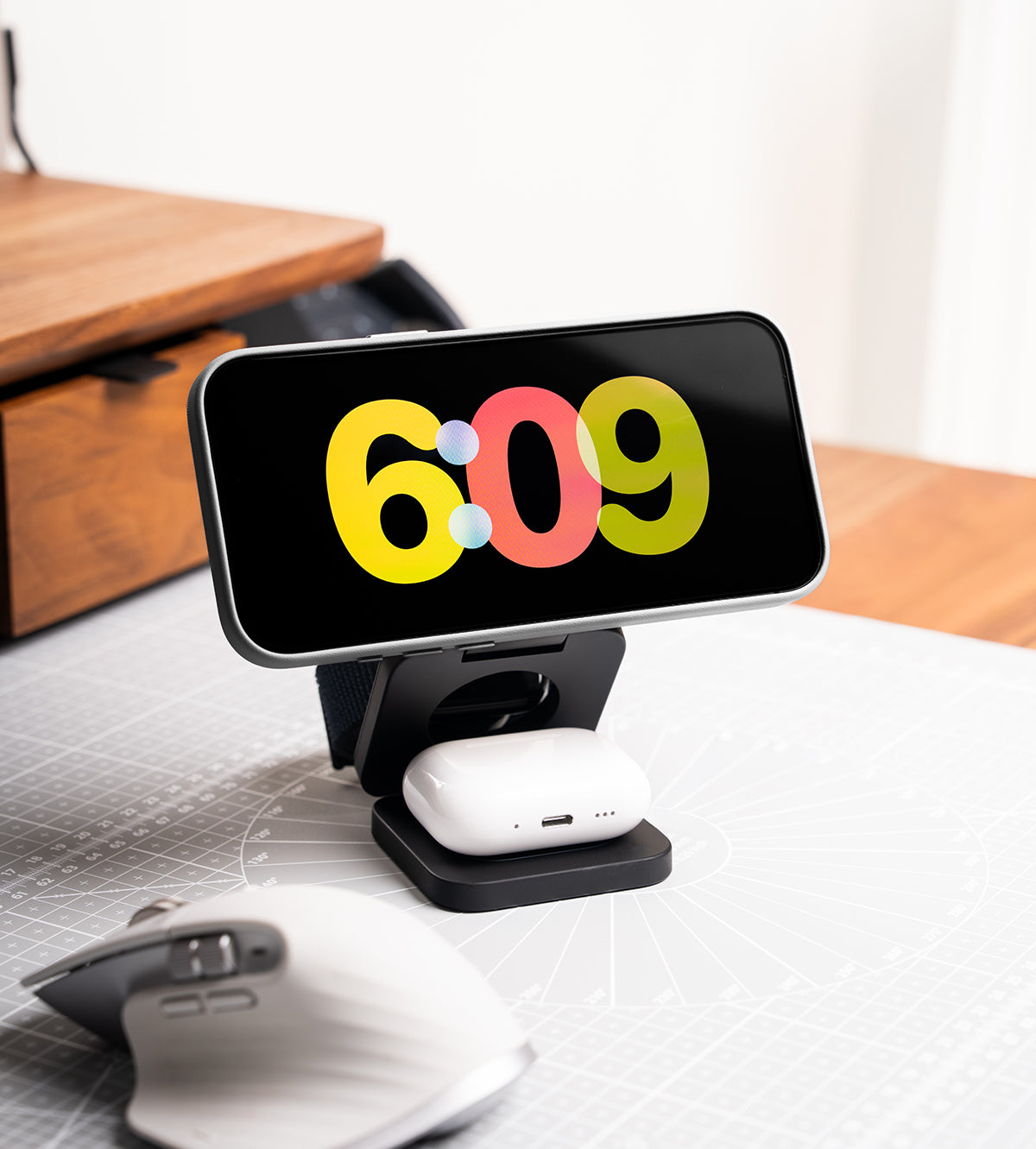 KUXIU X55 Turbo Qi2.2 Certified 25W 3-in-1 MagSafe Foldable Wireless Charging Stand - Black