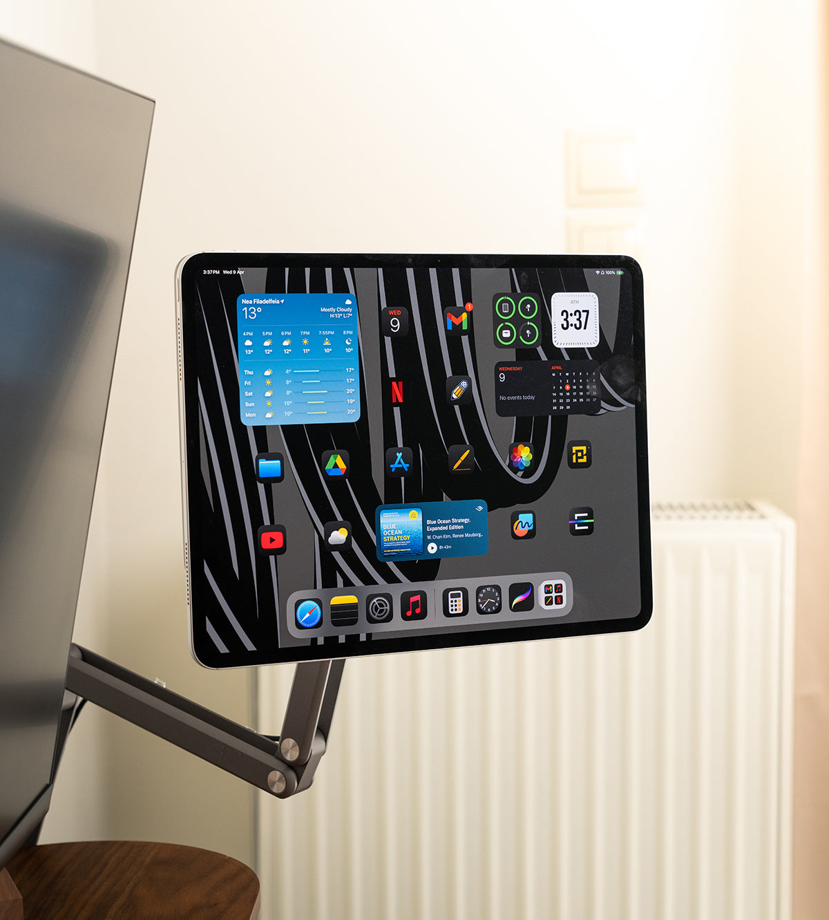 KUXIU X36 Pro MAX iPad 磁吸充電支架