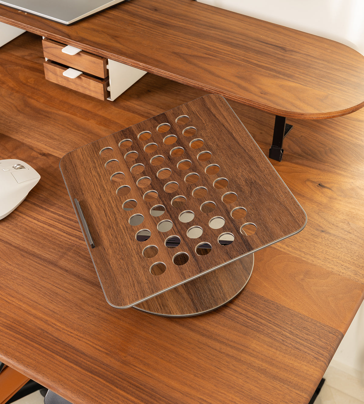 KUXIU X53 Supporto ergonomico per laptop con hub 8-in-1 integrato - Venatura del legno
